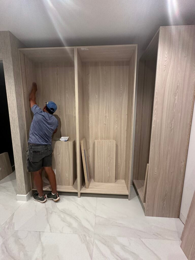 Cabinet Installers